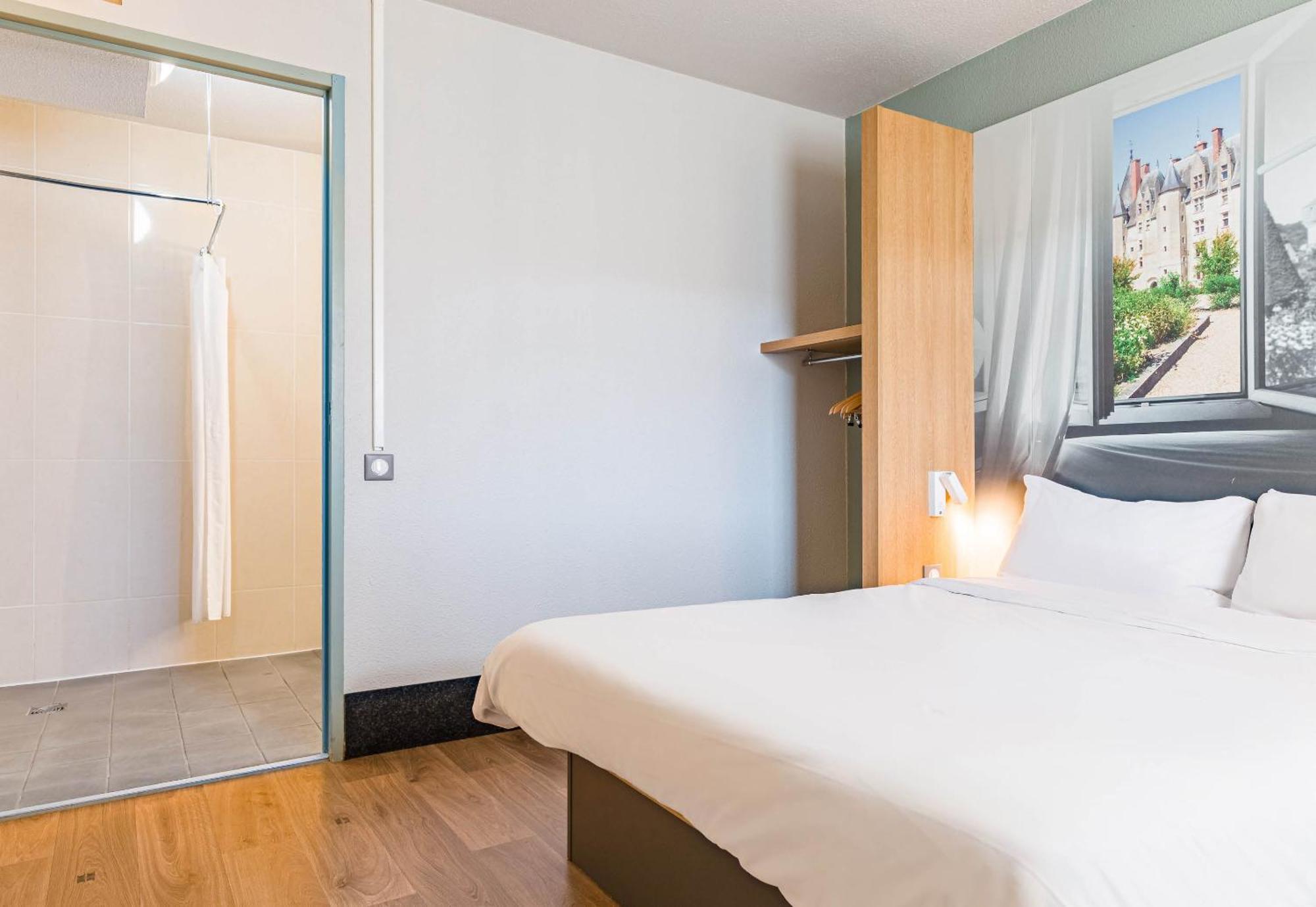 B&B Hotel Tours Sud Жуе-ле-Тур Екстер'єр фото