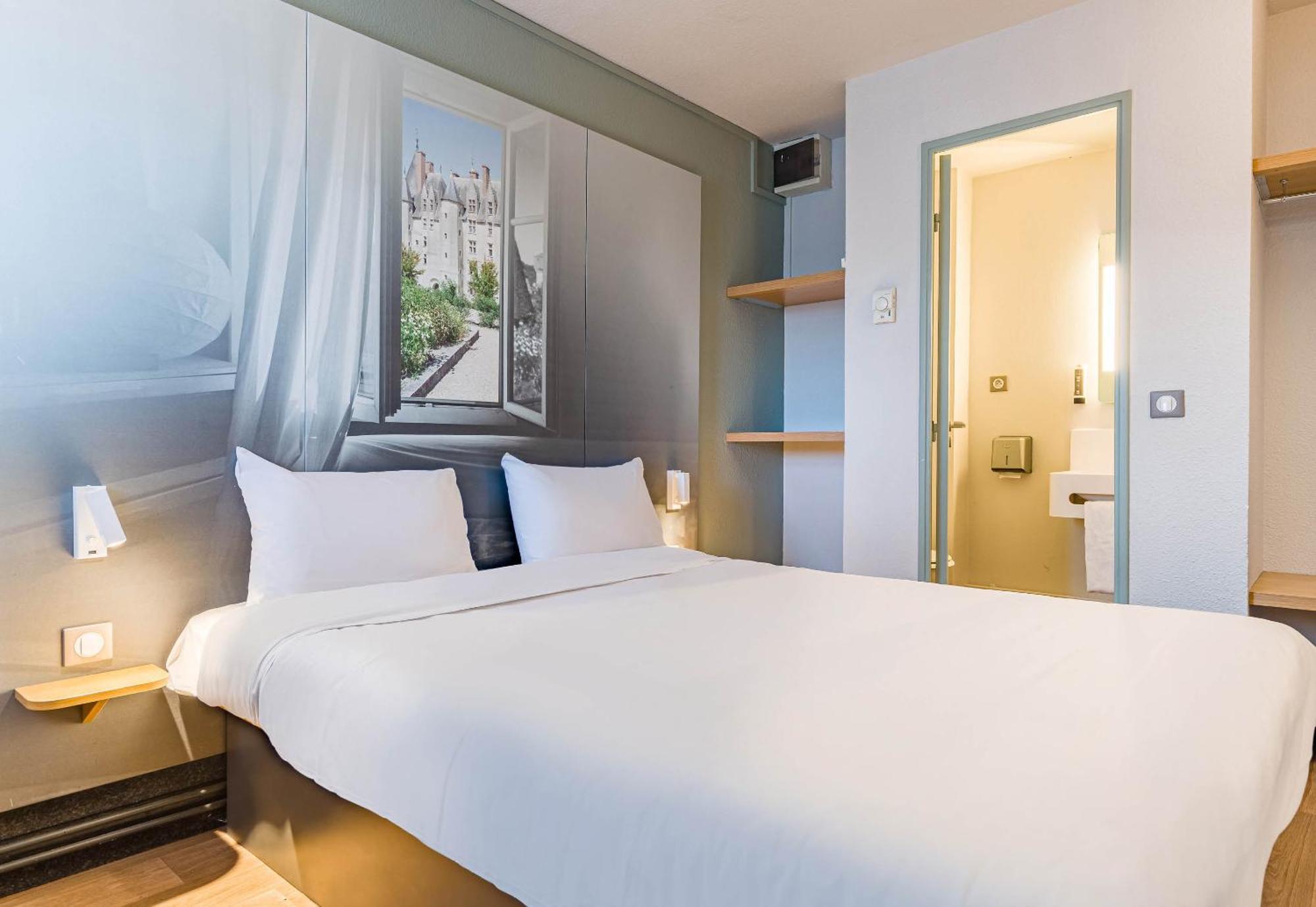 B&B Hotel Tours Sud Жуе-ле-Тур Екстер'єр фото